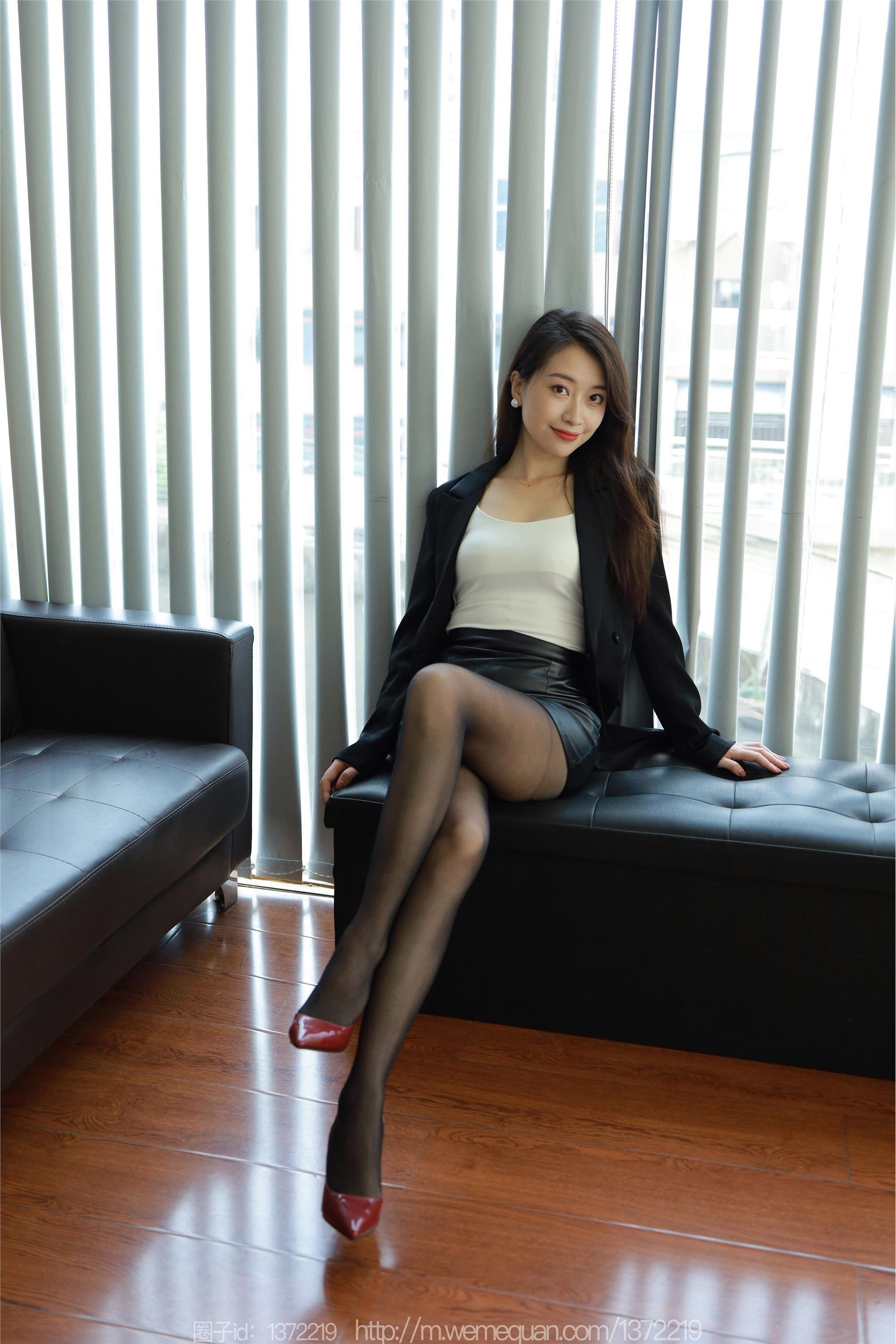 IESS异思趣向  2023.08.09 丝享家 1502 小婕《风一样的女人》